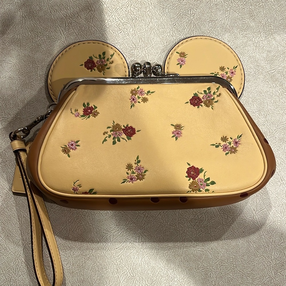 Disney x coach floral wristlet brand new